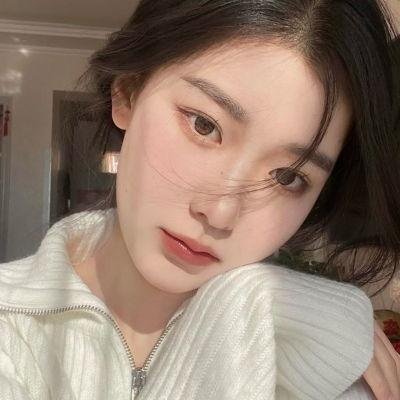 橙色女孩